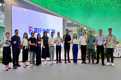 持續(xù)升溫！廣州建博會(huì)第二天，富軒全屋門窗展館精彩不停，領(lǐng)潮出圈